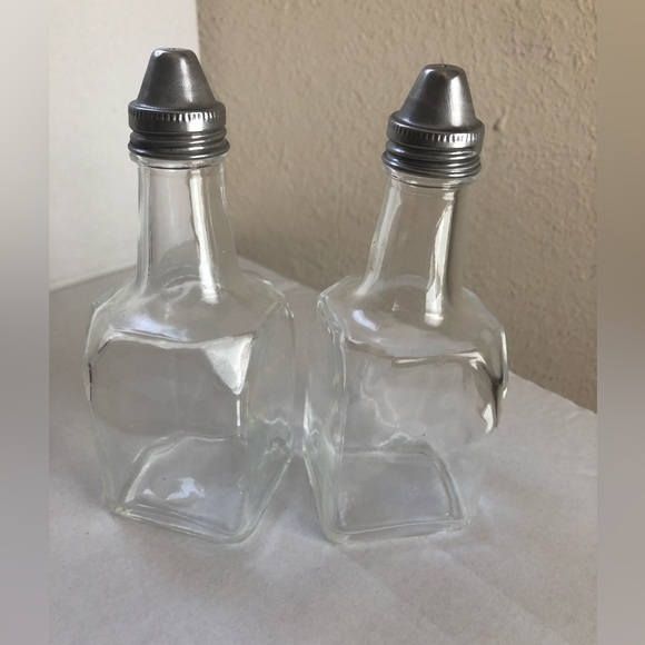 Set of 2) 6-Ounce Olive Oil and Vinegar Cruet, Square Dispensers - Picture 2 of 6